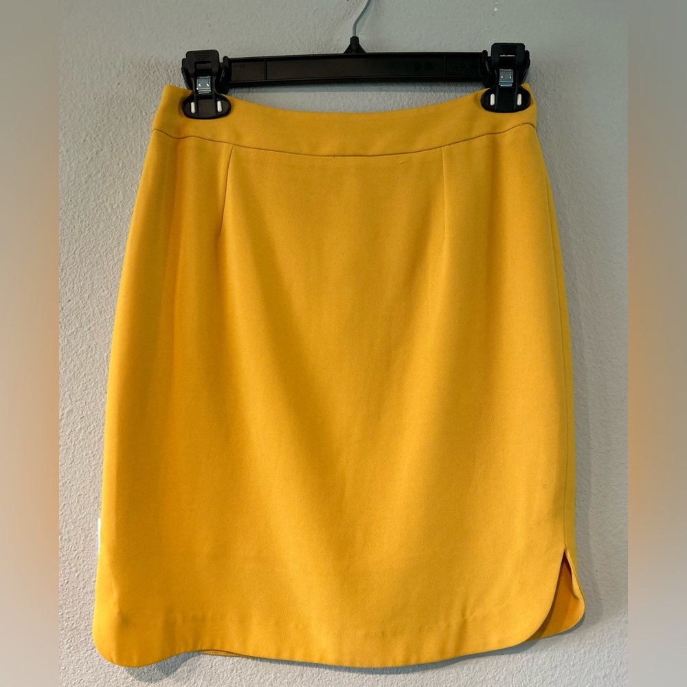Yellow skirt